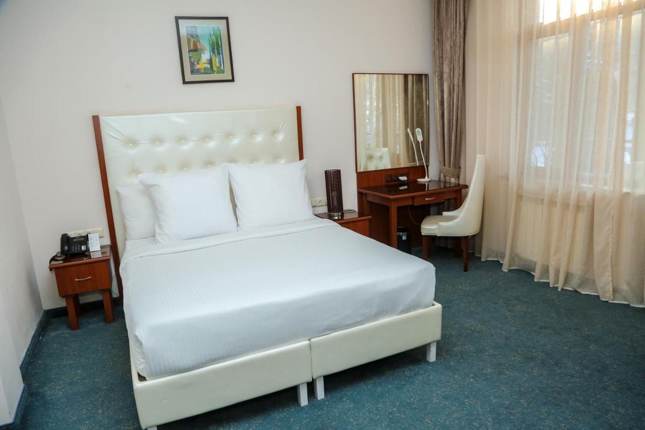 Kecharis Hotel And Resort Tsaghkadzor Bagian luar foto